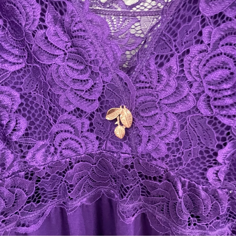 Lace Trim Purple Nightgown - Picture 3 of 8